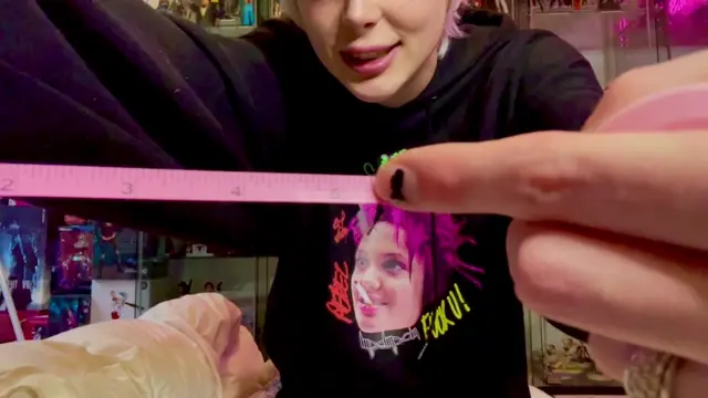 Poster: how big is quinns dick Poster: how big is quinns dick