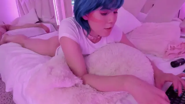 Poster: Cam Show Various TGirls 01 Feb