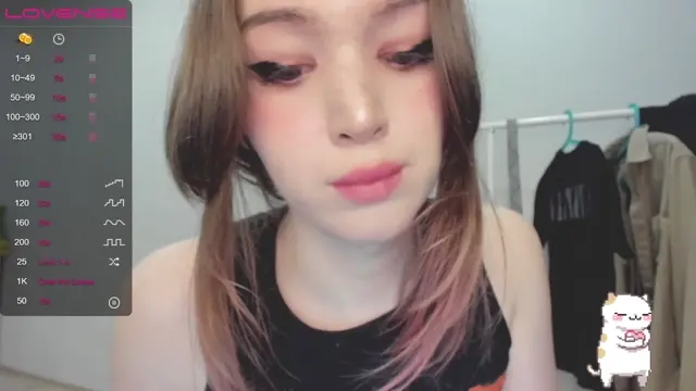 Poster: Cam Show Various TGirls 17 Sep